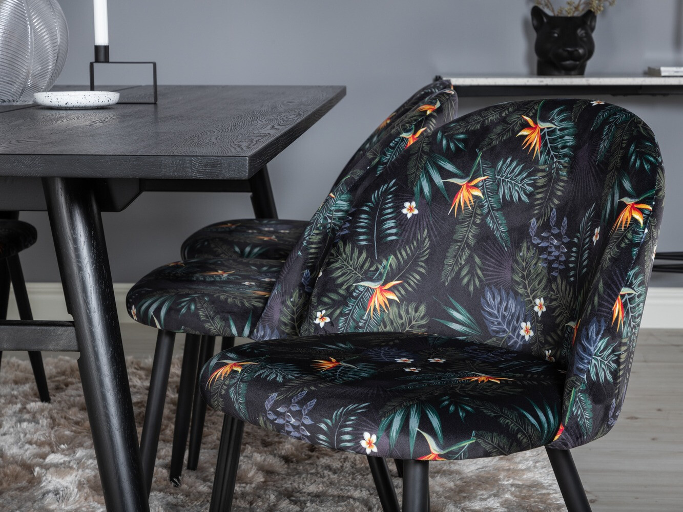 Set de mese Dallas 1676 (Model floral + Negru)