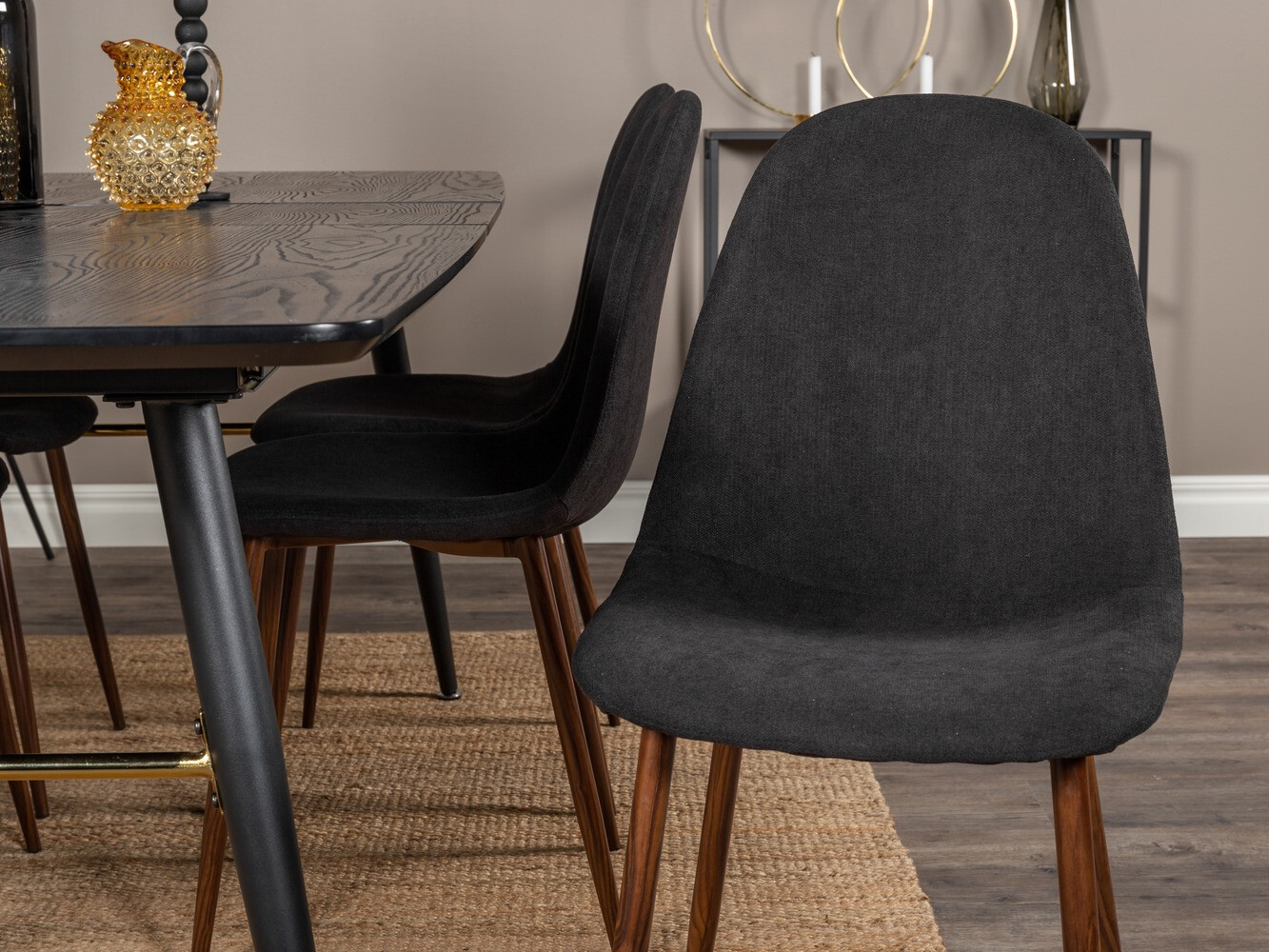 Set de mese Dallas 1443 (Negru + Nuca)