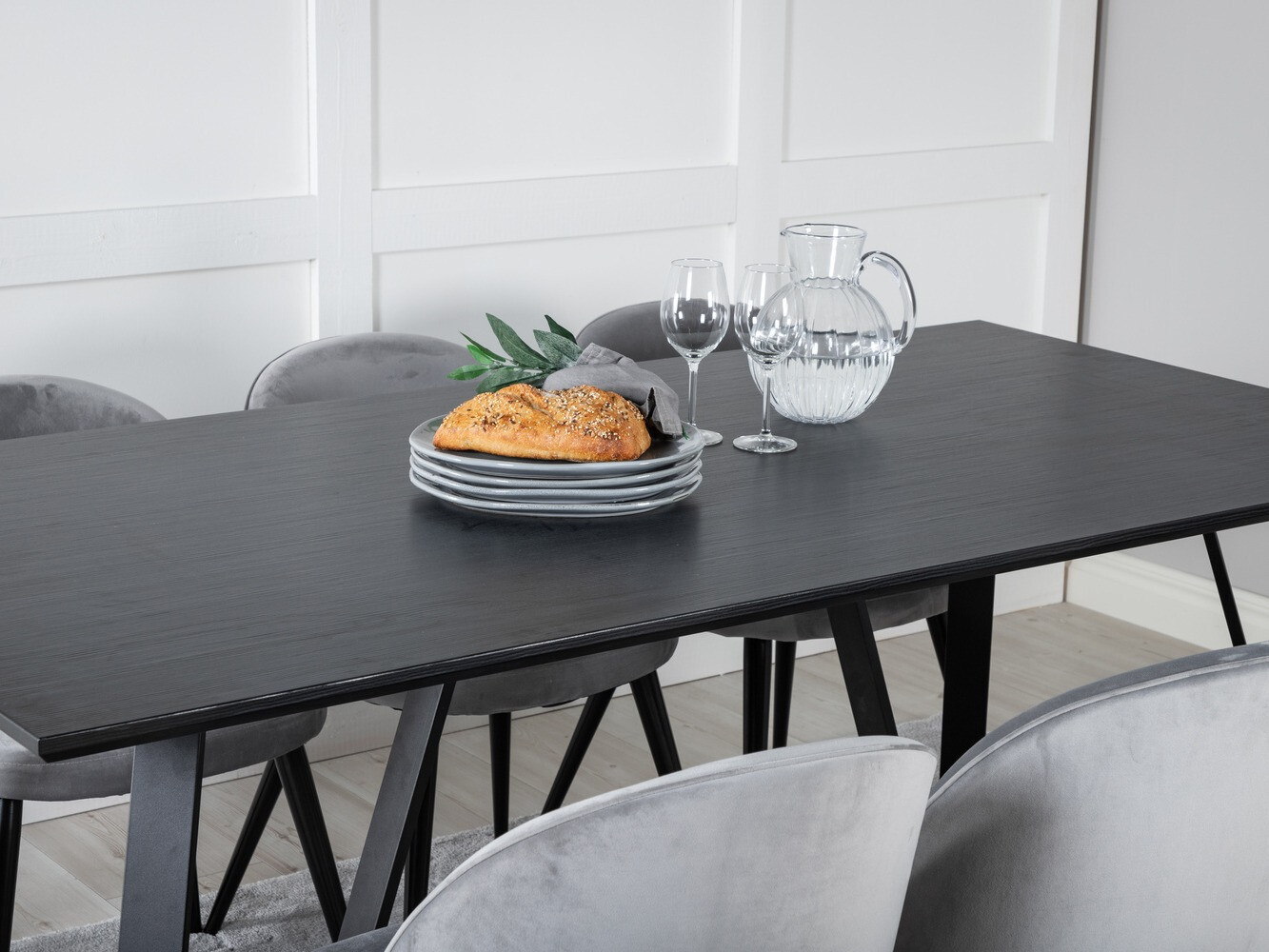 Set de mese Dallas 360 (Gri + Negru)