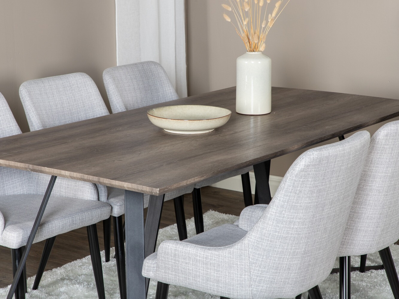 Set de mese Dallas 1345 (Gri deschis + Negru)