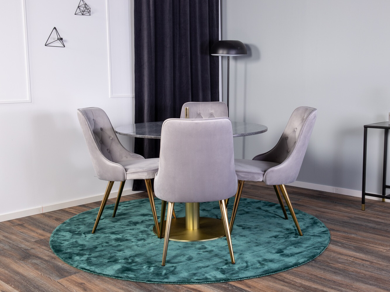 Set de mese Dallas 370 (Gri + Alamă)