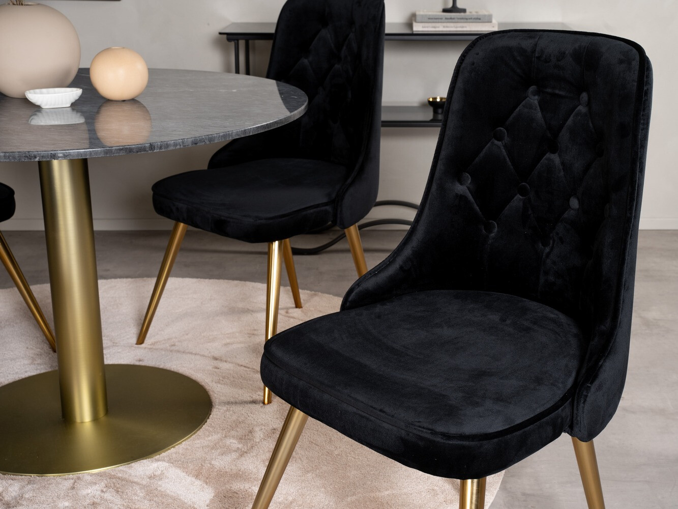 Set de mese Dallas 370 (Negru + Auriu)