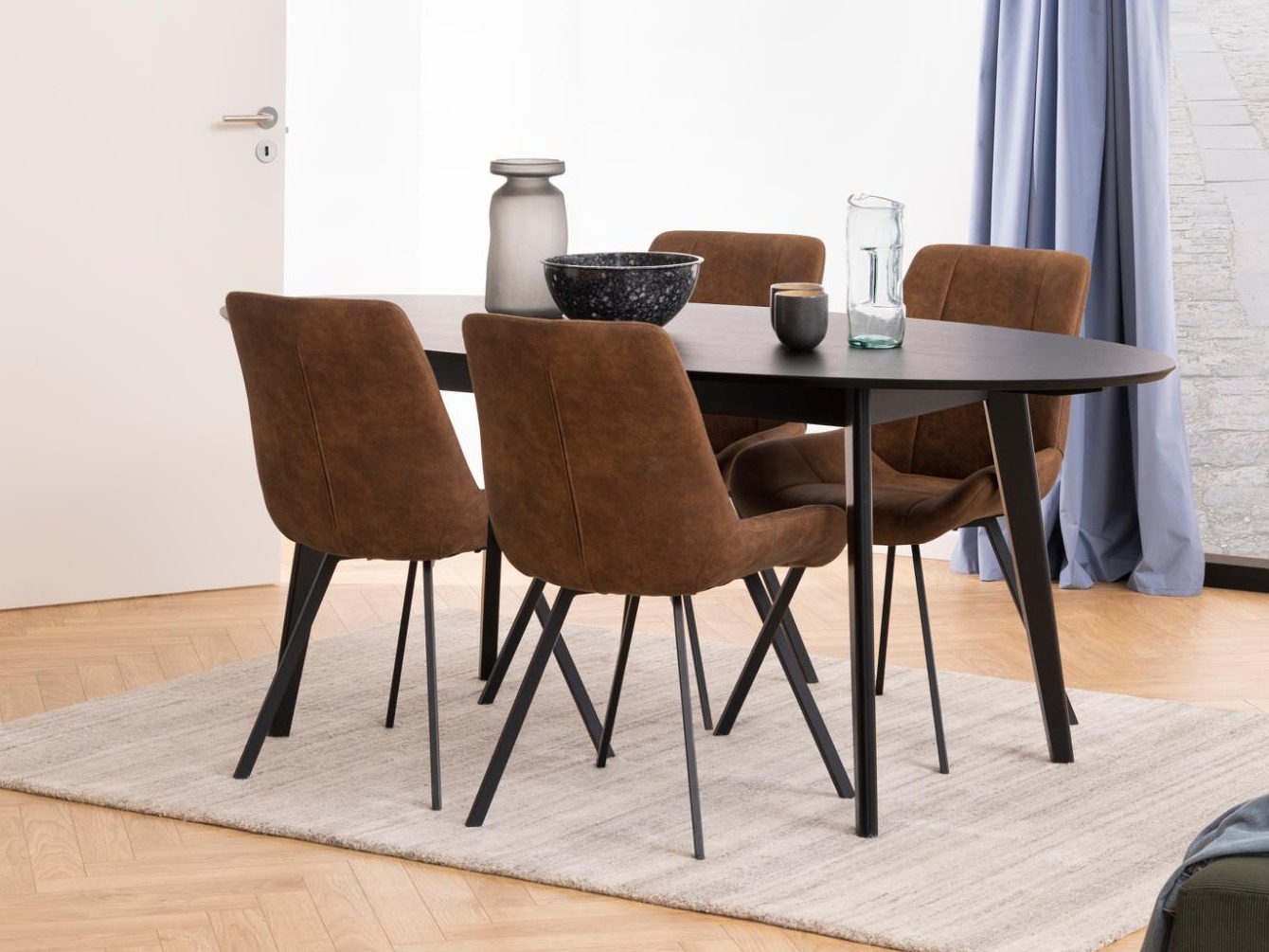 Scaun Norsica 499 (Maro + Negru)
